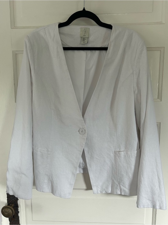 Joie Jackets & Blazers - NWT Joie White Single-Button V-Neck Blazer. Linen/Viscose. Resort, Chic Size XL